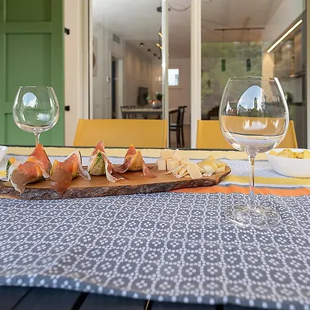 Cascinale 11 - Regarda Travel Apartment