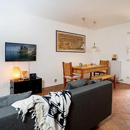 Holiday home Nocino - Regarda Travel
