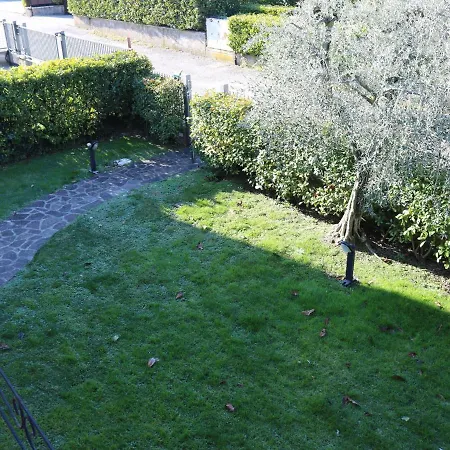 Holiday home Tranquility In The Center Of Lazise, Neraby The