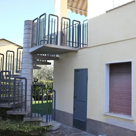 Tranquility In The Center Of Lazise, Neraby The Holiday home