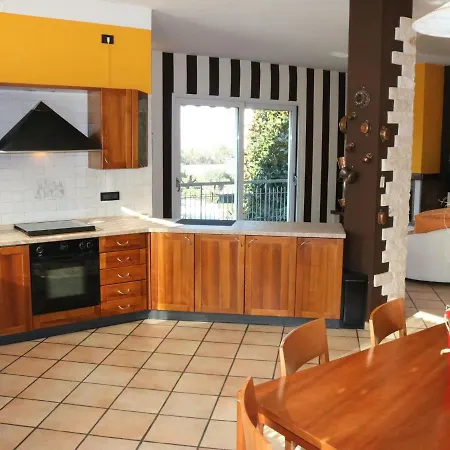 Tranquility In The Center Of Lazise, Neraby The Holiday home *