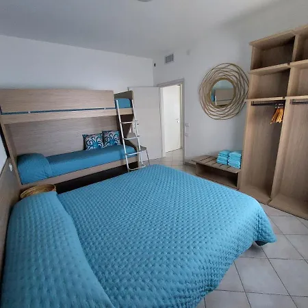 Blue - A Due Passi Dal Lago, Parcheggio Privato Apartment