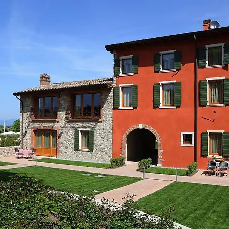 Aparthotel Borgo Mondragon