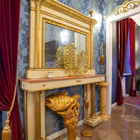 The Mansion Of Countess Rizzardi On Garda *