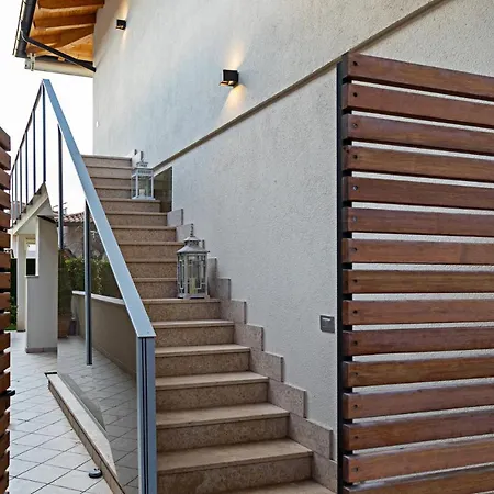 Apartment Yin & Yang - Regarda Travel Lazise
