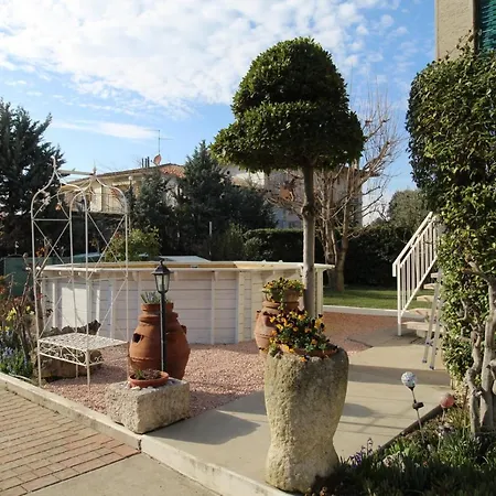 Le Fate Dimora Di Charme Con Piscina Holiday home Lazise