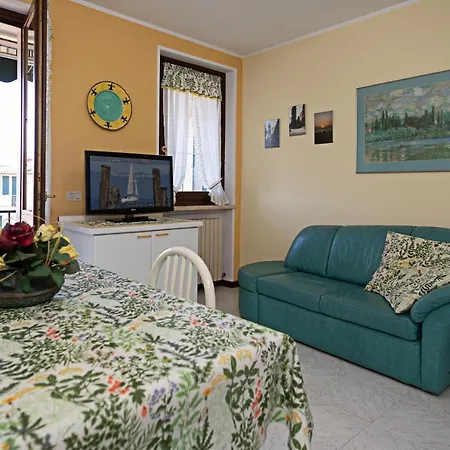 Bon Bon 2 - Regarda Travel Apartment *