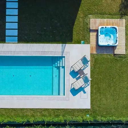 Villa Ada & Rico Lazise