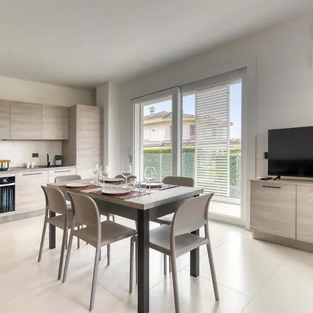 Apartmentsgarda - Le Terrazze Del Garda *