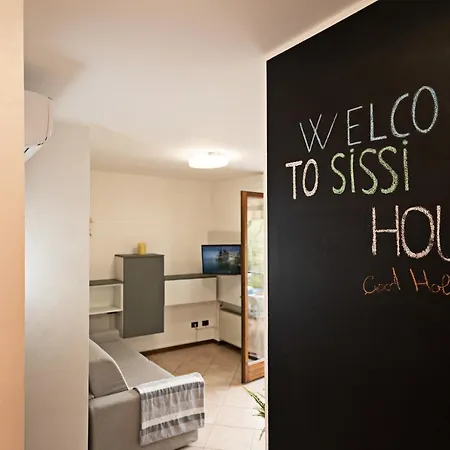 Sissi House - Regarda Travel Apartment *