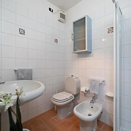 Arcobaleno - Regarda Travel Apartment Lazise