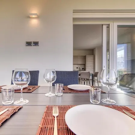 Apartmentsgarda - Le Terrazze Del Garda