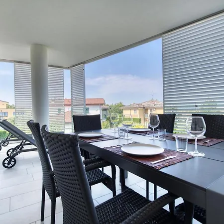 Apartmentsgarda - Le Terrazze Del Garda Apartment