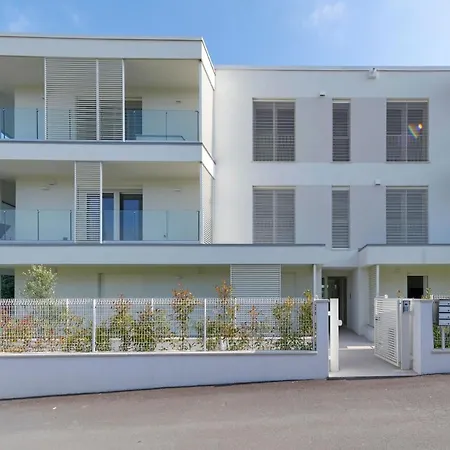 Apartmentsgarda - Le Terrazze Del Garda Lazise