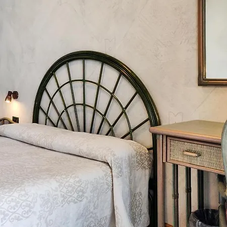 Castello S. Antonio Hotel 2*