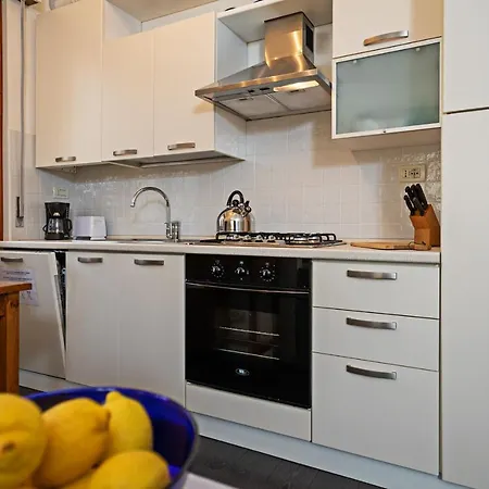 Apartment Edda - Regarda Travel