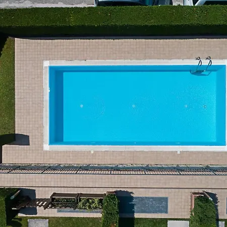 Arcobaleno - Regarda Travel Apartment *