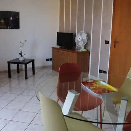 In Lazise/gardasee 21988 Apartment *