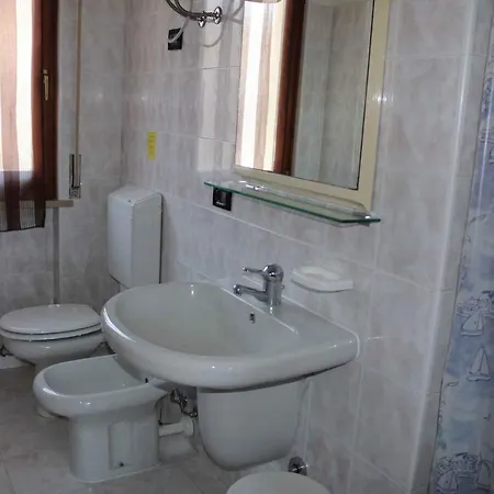 Apartment In Lazise/gardasee 21988