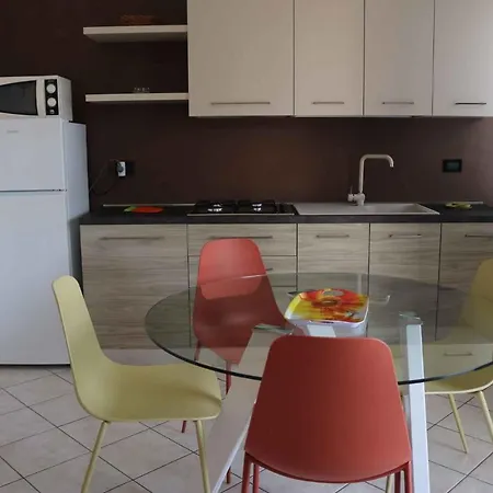 In Lazise/gardasee 21988 Apartment *