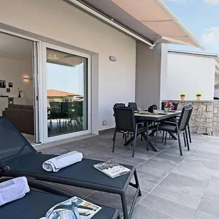 Apartment Casa Erika - Regarda Travel Lazise