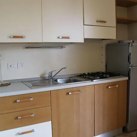 With Nicely Decorated Interior Near Garda Holiday home *