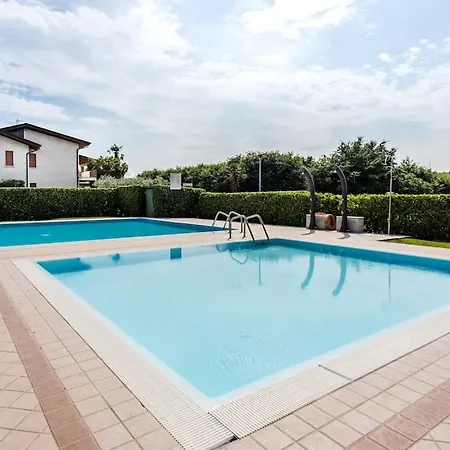 Deluxe Residencefull Relax Apartment
