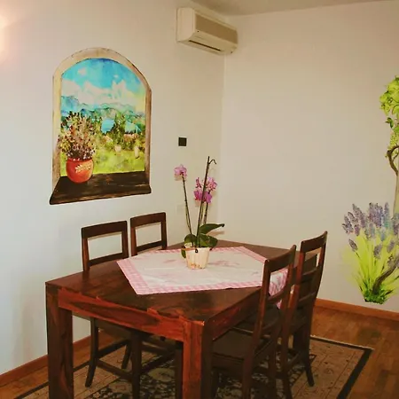 Cà Donzella Bed & Breakfast *