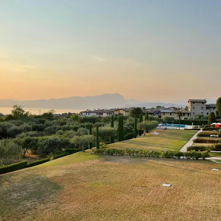 Apartment Ausblick Gardasee - Mit Seeblick, Infinity Pool, Garten Und Garage Lazise