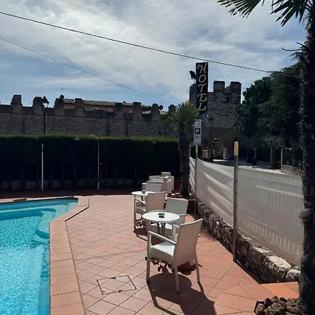 Le Mura Hotel 3*