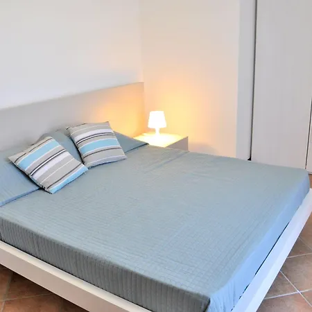 Snug In With Heating Near Garda *