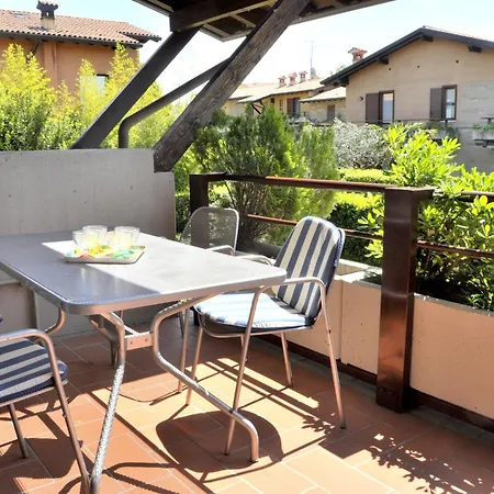 Holiday home Snug In With Heating Near Garda *