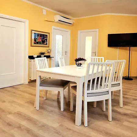 Apartment Al Glicine