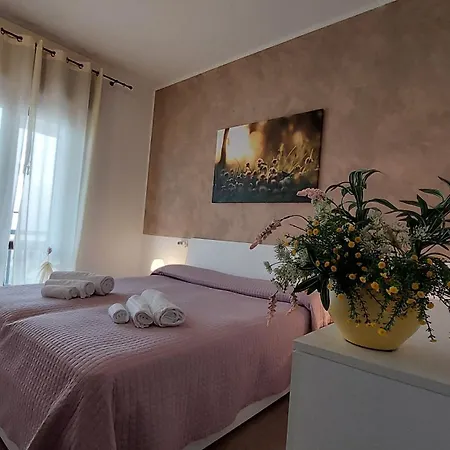 Gardenia - A 50 M Dal Apartment Lazise