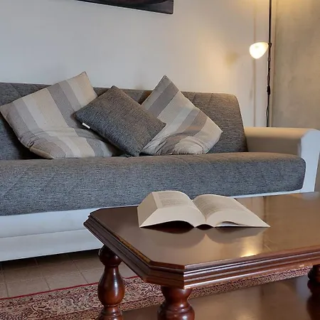 Gardenia - A 50 M Dal Apartment