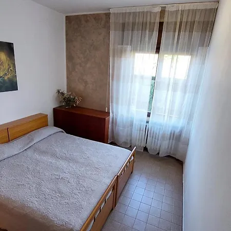 Primula - A 50 M Dal Apartment *