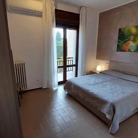 Camelia - A 50 M Dal Apartment