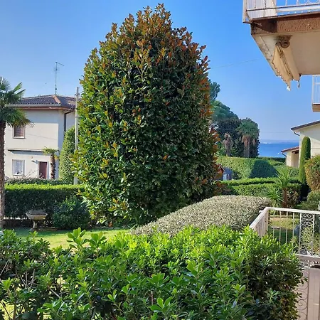 Camelia - A 50 M Dal Apartment