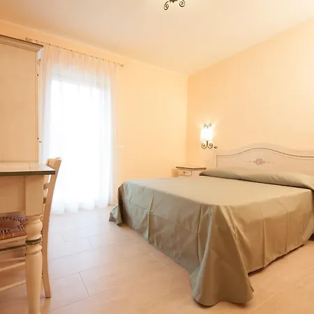 Alloggio per agriturismo Il Grappolo Lazise