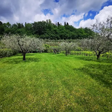 Casa Ghirlanda Con Piscina E Campo Da Tennis Apartment *
