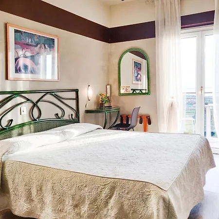 Castello S. Antonio Hotel 2*