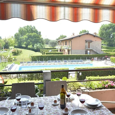 Aparthotel Residenza Corte Casara 3*
