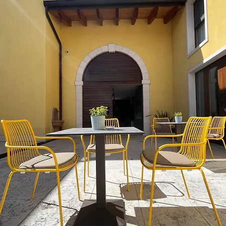 Farm stay La Rondinella