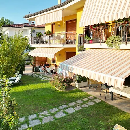 Haus Romagnoli Aparthotel Lazise