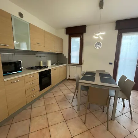 Hera Apartment