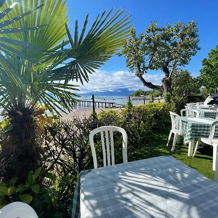 Cristina Hotel