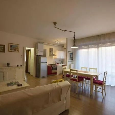 Appartamento Solaris With Swimming Pool