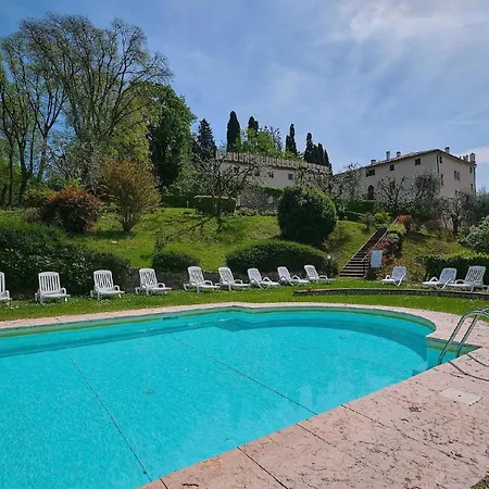 Apartment Al Castello - Elegante Residenz Mit Schwimmbad