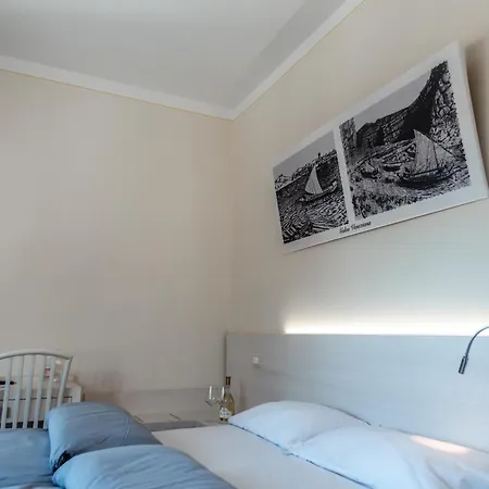 Cristina Hotel