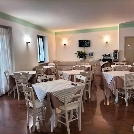 La Rama Hotel 2*